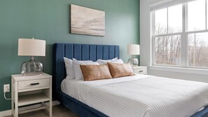 1 habitación, escritorio, tabla de planchar con plancha y wifi 