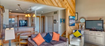 Black Butte Ranch Lodge Condo 021