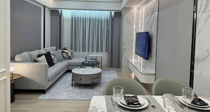 Modern 3BR/2BA High Floor Apartment w/ AC & Wi-Fi near Kaohsiung Art Museum