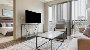 1 bedroom, desk, iron/ironing board, WiFi