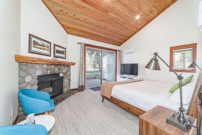 Black Butte Ranch Lodge Room 018