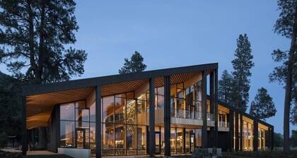 Black Butte Ranch Lodge Room 020