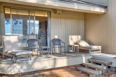 Black Butte Ranch Lodge Room 023