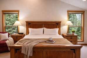 4 bedrooms, iron/ironing board, WiFi, bed sheets