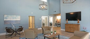 Landing | Chic 2BD, Gym, Clubhouse