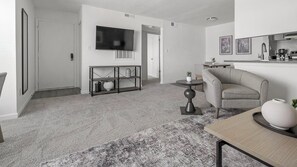 Smart TV - Landing at Northcliffe Forest - 1 Bedroom in No... (Winston-Salem)