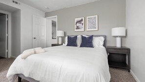 2 bedrooms, desk, iron/ironing board, WiFi