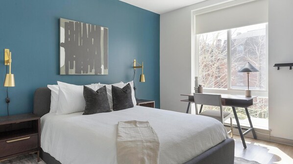 1 bedroom, desk, iron/ironing board, WiFi