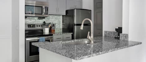 Refrigerador y comedor