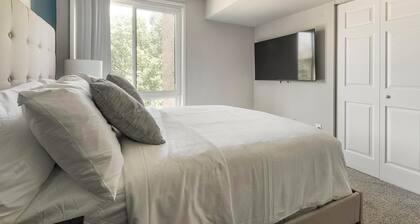 Landing | Stylish 2BD, Gym, Pool