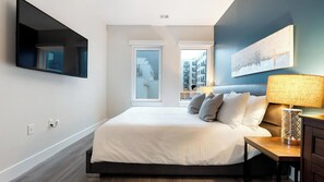 1 bedroom, desk, iron/ironing board, WiFi