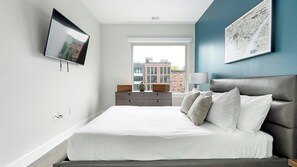 1 室のベッドルーム、デスク、アイロン / アイロン台、WiFi