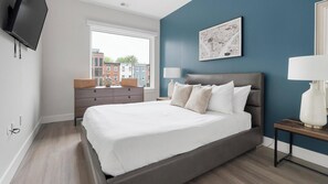 1 bedroom, desk, iron/ironing board, WiFi