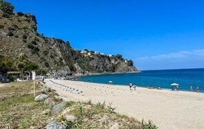 Beach - Lovely apartment in Nicotera Marina with WiFi (Nicotera Marina)