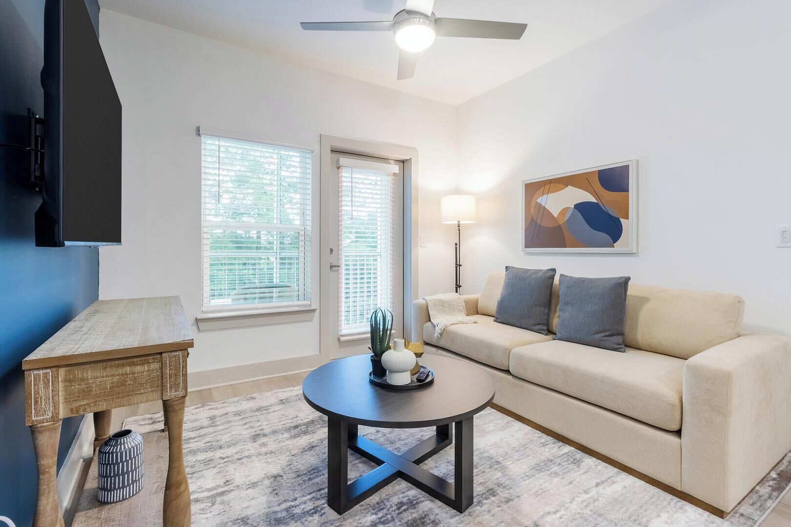 تلفزيون ذكي