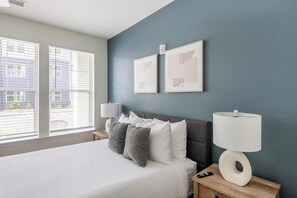 1 bedroom, desk, iron/ironing board, WiFi