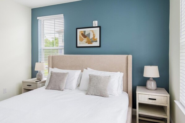 2 bedrooms, desk, iron/ironing board, WiFi