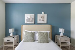 2 bedrooms, desk, iron/ironing board, WiFi - Landing | Incredible 2BD, Gym, Clubhouse (Leland)