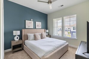 2 bedrooms, desk, iron/ironing board, WiFi