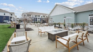 Outdoor dining - Landing | Modern 1BD, Clubhouse, Gym (Leland)