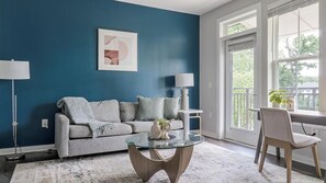 Smart TV - Landing at Series at Riverview Landing - 1 Bedr... (Smyrna)