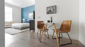 Desk, iron/ironing board, WiFi, bed sheets - Landing | Chic Studio, Gym, Clubhouse (Denver)