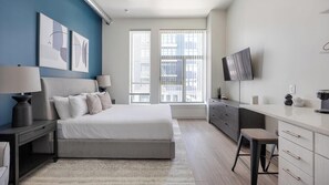 Desk, iron/ironing board, WiFi, bed sheets