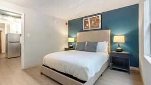 1 غرفة نوم ومكتب ومكواة/لوح كي وواي فاي