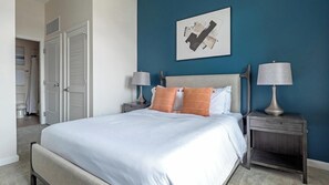 1 chambre, bureau, fer et planche à repasser, Wi-Fi