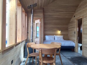 Comfort appartement, balkon, gedeeltelijk uitzicht op oceaan | Woonruimte