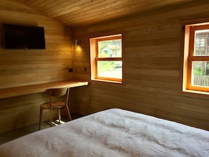 Appartement Confort, balcon, vue partielle sur l'océan