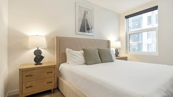 1 bedroom, desk, iron/ironing board, WiFi