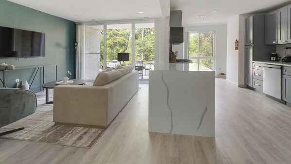 تلفزيون ذكي