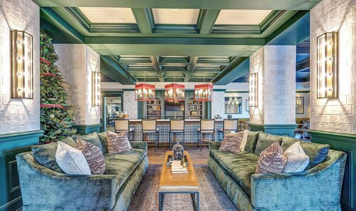 Landing | Beautiful 2BD, Gym