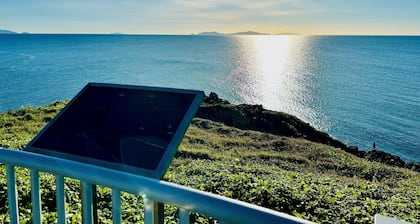 Unit 1 Anna, 1 Bedroom Unit at beautiful Beachside Mackay at Lamberts Beach, AU