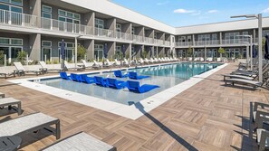 Pool - Landing | Amazing 2BD, Pool, Rooftop Lounge (Birmingham)