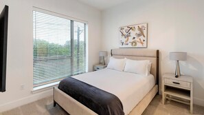 1 chambre, bureau, fer et planche à repasser, Wi-Fi