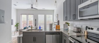 Landing | Stunning Studio, Gym