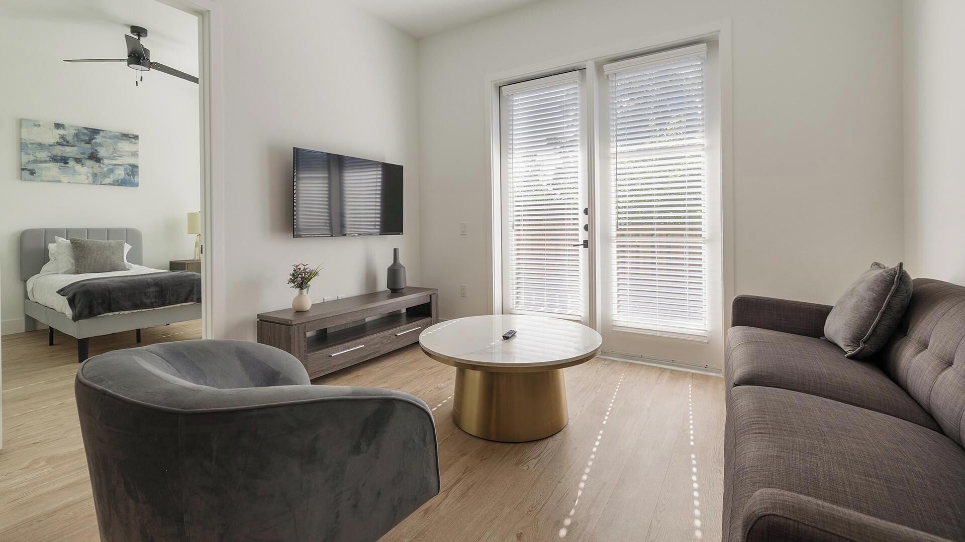 Landing | Amazing 1bd, Pool, Clubhouse - Denton