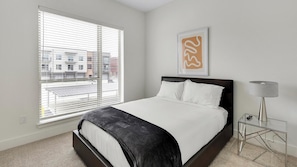 1 bedroom, desk, iron/ironing board, WiFi