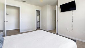 2 chambres, bureau, fer et planche à repasser, Wi-Fi
