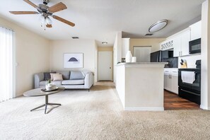 Smart TV - Landing at Champions Walk - 1 Bedroom in South ... (Longboat Key)