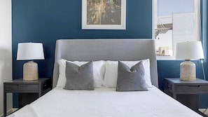 2 bedrooms, desk, iron/ironing board, WiFi - Landing | Chic 2BD, Yoga Studio, Clubhouse (Glendale)