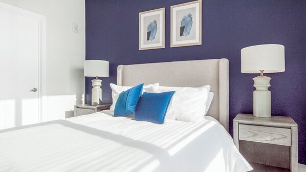 2 bedrooms, desk, iron/ironing board, WiFi