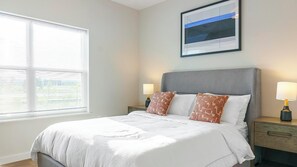 2 bedrooms, desk, iron/ironing board, WiFi