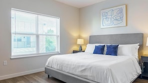 2 bedrooms, desk, iron/ironing board, WiFi