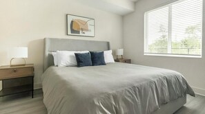 1 bedroom, desk, iron/ironing board, WiFi