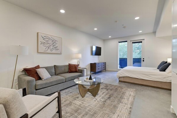 Bureau, fer et planche à repasser, Wi-Fi, literie fournie