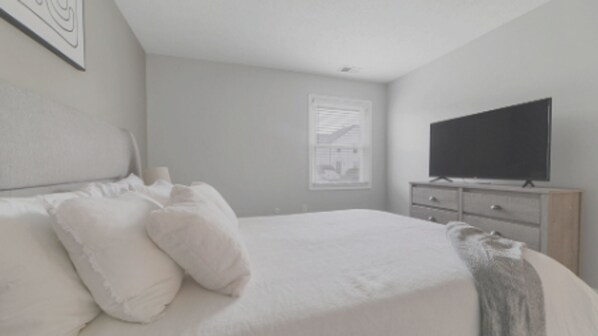 1 bedroom, desk, iron/ironing board, WiFi