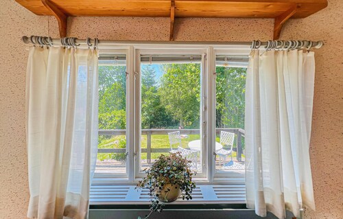 Schönes Haus mit 1 Schlafzimmer in Ljungskile